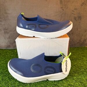 OOFOOS OOMG EZZEE Navy Slip On Shoes Lightweight Mens Size 9.5 NWT